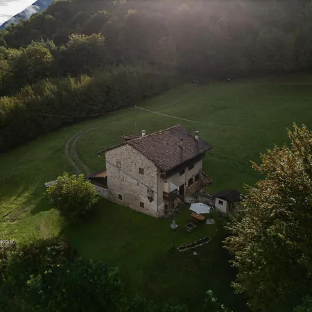 Wooden Stories - Nature, Netflix & Wi-fi Chalet Socchieve